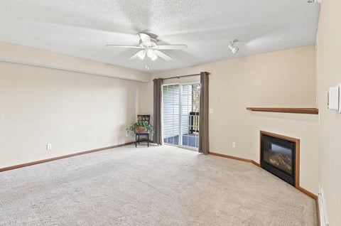 Tiny photo for 3213 S 16th Avenue #204, Eldridge, IA 52748 (MLS # 12746650)