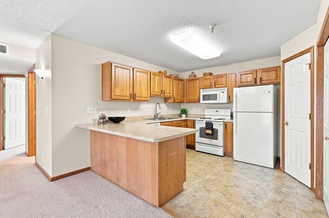 Tiny photo for 3213 S 16th Avenue #204, Eldridge, IA 52748 (MLS # 12746650)
