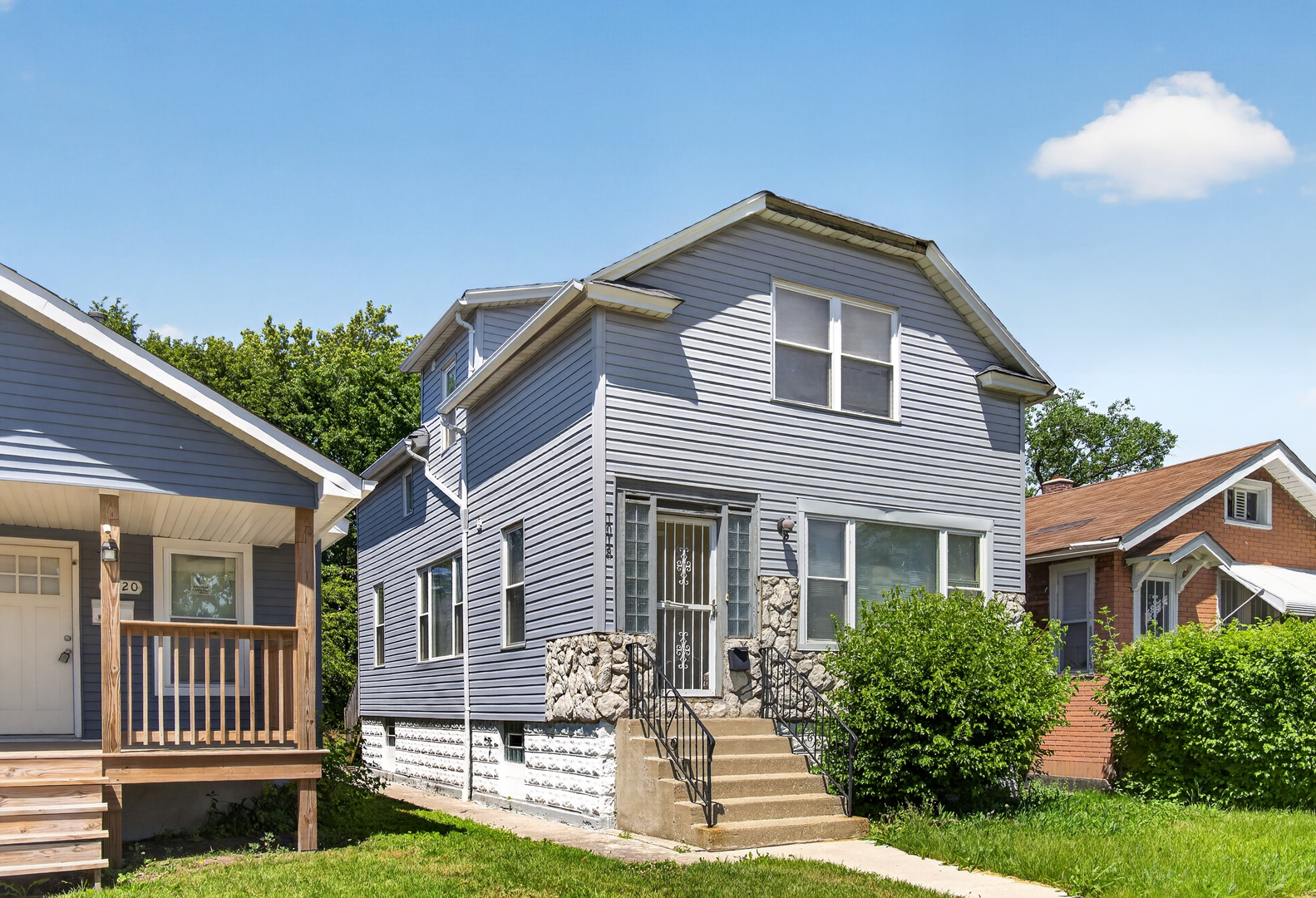 1018 W 104TH Place