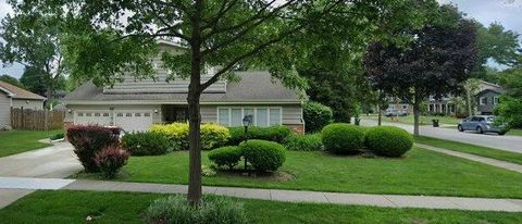 Tiny photo for Palatine, IL 60074 (MLS # 12546945)