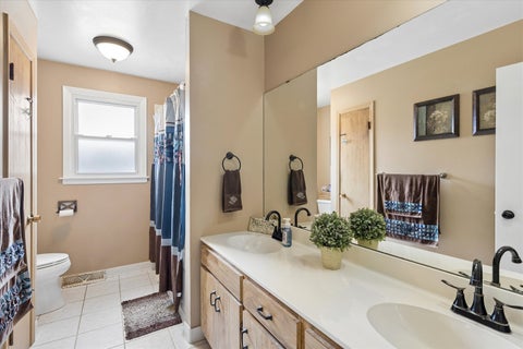 Tiny photo for 7329 Richmond Avenue, Darien, IL 60561 (MLS # 12659421)