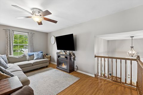 Tiny photo for 7329 Richmond Avenue, Darien, IL 60561 (MLS # 12659421)