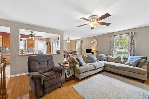 Tiny photo for 7329 Richmond Avenue, Darien, IL 60561 (MLS # 12659421)