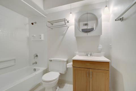 Tiny photo for 3A KINGERY QUARTER #103, Willowbrook, IL 60527 (MLS # 12646700)