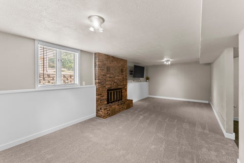 Tiny photo for 1714 Winding Hill Road, Davenport, IA 52807 (MLS # 12744421)