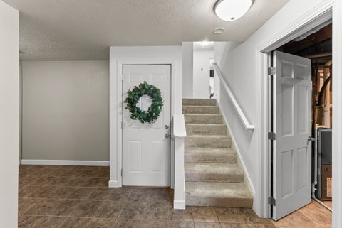 Tiny photo for 1714 Winding Hill Road, Davenport, IA 52807 (MLS # 12744421)