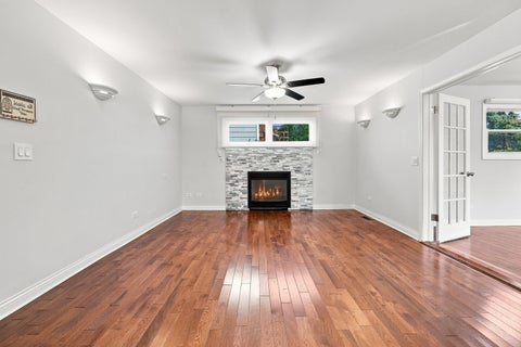 Tiny photo for 1805 W Willow Lane, Mount Prospect, IL 60056 (MLS # 12778099)