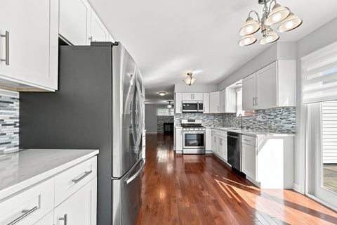 Tiny photo for 1805 W Willow Lane, Mount Prospect, IL 60056 (MLS # 12778099)
