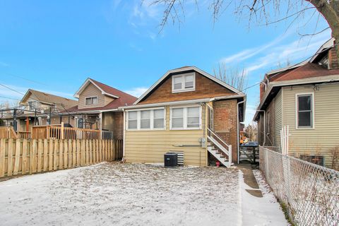 Tiny photo for 3730 Madison Avenue, Brookfield, IL 60513 (MLS # 12541726)