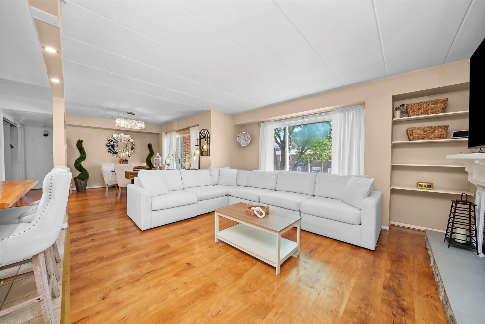 5800 W 105th Street 2C