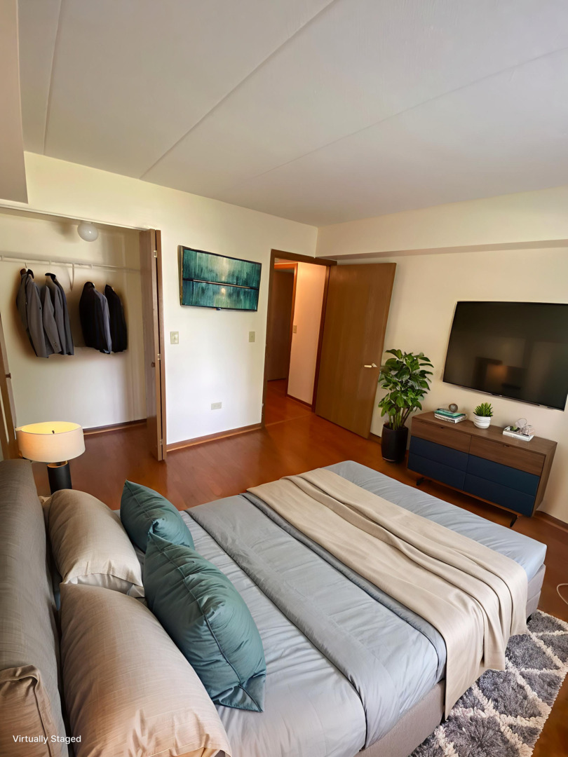 4244 W 77th Street 102