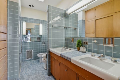 Tiny photo for 303 Sheridan Road, Kenilworth, IL 60043 (MLS # 12503244)