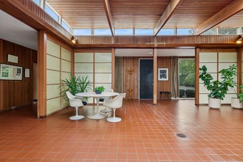 Tiny photo for 303 Sheridan Road, Kenilworth, IL 60043 (MLS # 12503244)