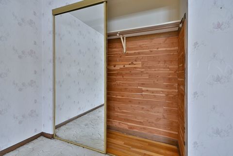 Tiny photo for 231 N Flora Parkway, Addison, IL 60101 (MLS # 12525022)