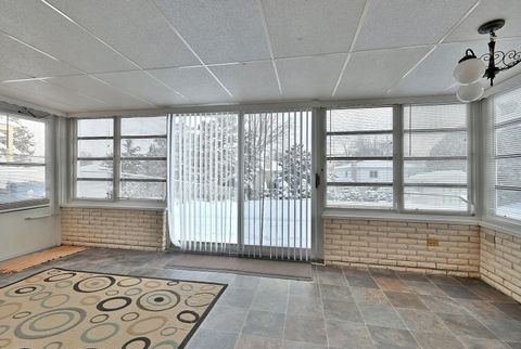 Tiny photo for 231 N Flora Parkway, Addison, IL 60101 (MLS # 12525022)