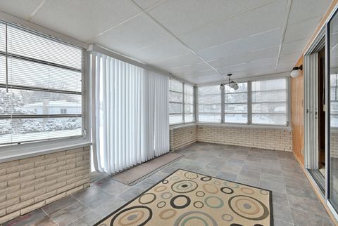 Tiny photo for 231 N Flora Parkway, Addison, IL 60101 (MLS # 12525022)