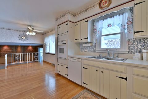 Tiny photo for 231 N Flora Parkway, Addison, IL 60101 (MLS # 12525022)