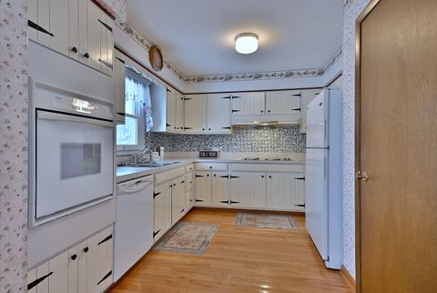 Tiny photo for 231 N Flora Parkway, Addison, IL 60101 (MLS # 12525022)