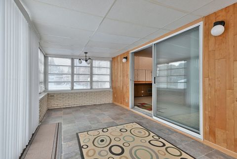 Tiny photo for 231 N Flora Parkway, Addison, IL 60101 (MLS # 12525022)