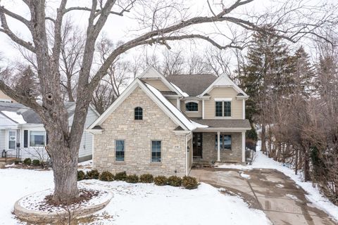 Tiny photo for 218 Coolidge Place, Libertyville, IL 60048 (MLS # 12567532)