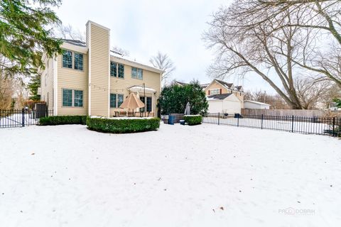 Tiny photo for 218 Coolidge Place, Libertyville, IL 60048 (MLS # 12567532)
