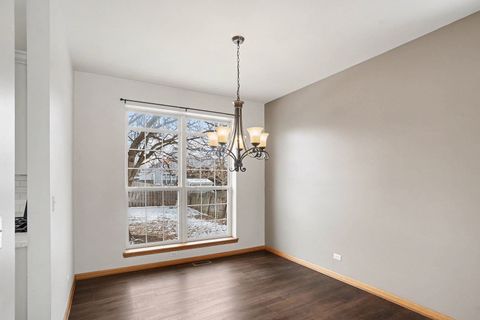 Tiny photo for 541 Wingpointe Drive, Aurora, IL 60506 (MLS # 12558166)