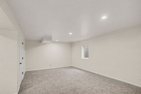 Tiny photo for 541 Wingpointe Drive, Aurora, IL 60506 (MLS # 12558166)