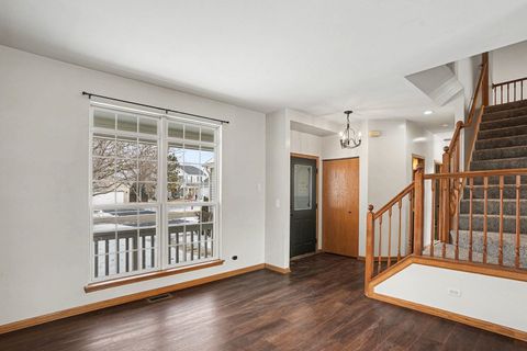 Tiny photo for 541 Wingpointe Drive, Aurora, IL 60506 (MLS # 12558166)