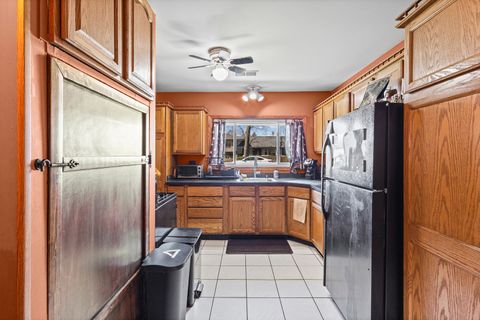 Tiny photo for 3131 N Prater Avenue, Melrose Park, IL 60164 (MLS # 12599233)