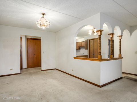 Tiny photo for 6455 W Belle Plaine Avenue #410, Chicago, IL 60634 (MLS # 12491793)