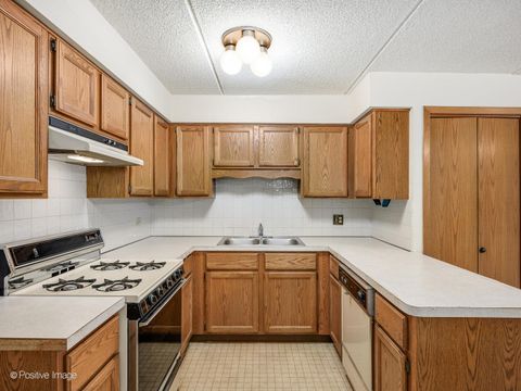Tiny photo for 6455 W Belle Plaine Avenue #410, Chicago, IL 60634 (MLS # 12491793)