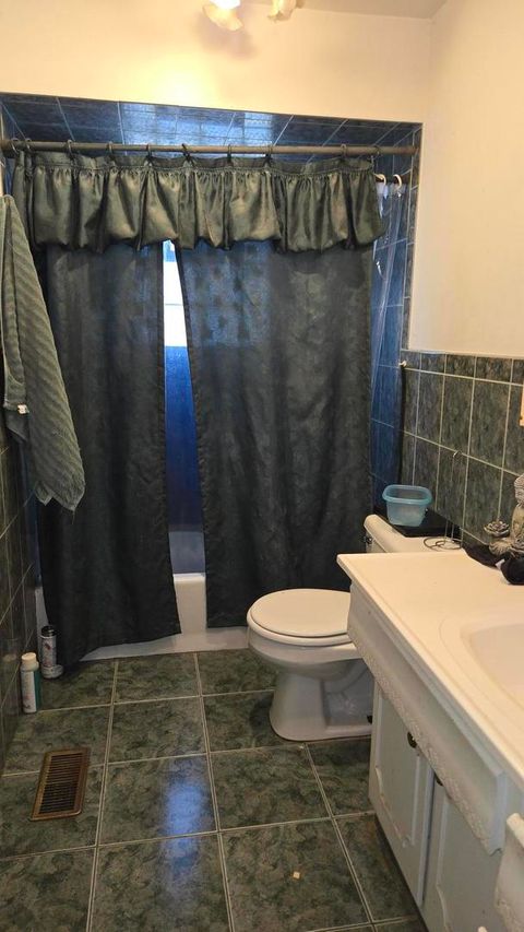 Tiny photo for 1474 Davine Drive, Glendale Heights, IL 60139 (MLS # 12505128)