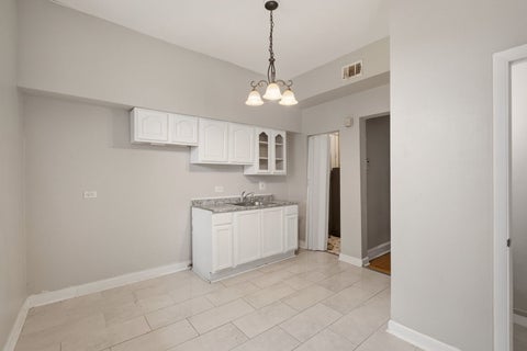 Tiny photo for 5618 S Prairie Avenue #2, Chicago, IL 60637 (MLS # 12766880)