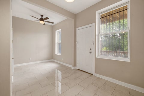 Tiny photo for 5618 S Prairie Avenue #2, Chicago, IL 60637 (MLS # 12766880)