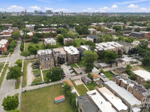 Tiny photo for 5618 S Prairie Avenue #2, Chicago, IL 60637 (MLS # 12766880)