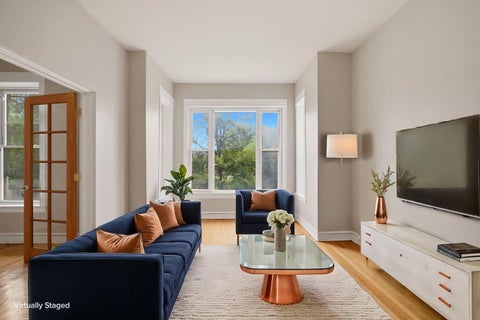 Tiny photo for 5618 S Prairie Avenue #2, Chicago, IL 60637 (MLS # 12766880)