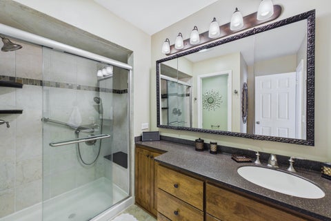 Tiny photo for 4501 Oak Avenue, Brookfield, IL 60513 (MLS # 12785263)