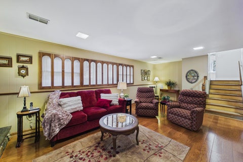 Tiny photo for 4501 Oak Avenue, Brookfield, IL 60513 (MLS # 12785263)