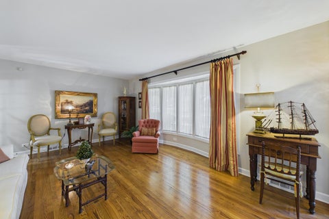 Tiny photo for 4501 Oak Avenue, Brookfield, IL 60513 (MLS # 12785263)