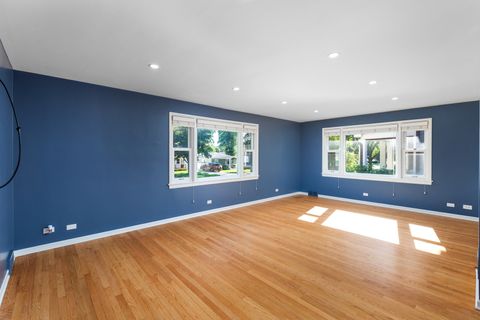 Tiny photo for 536 Prairie Avenue, Downers Grove, IL 60515 (MLS # 12478514)