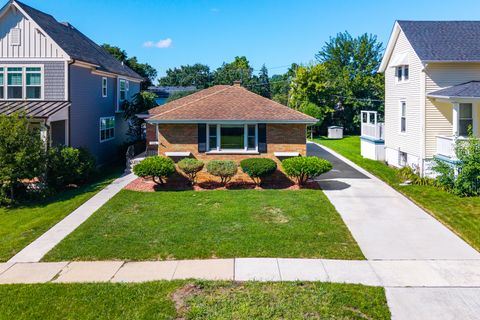 Tiny photo for 536 Prairie Avenue, Downers Grove, IL 60515 (MLS # 12478514)