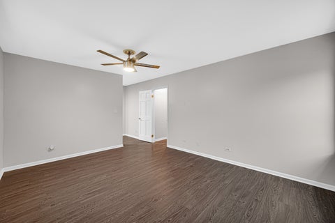Tiny photo for 910 KNIGHTSBRIDGE Lane, Schaumburg, IL 60195 (MLS # 12761296)