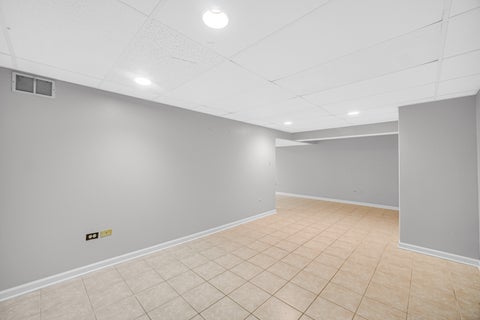 Tiny photo for 910 KNIGHTSBRIDGE Lane, Schaumburg, IL 60195 (MLS # 12761296)