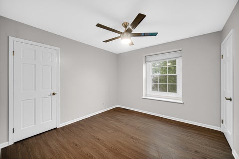 Tiny photo for 910 KNIGHTSBRIDGE Lane, Schaumburg, IL 60195 (MLS # 12761296)