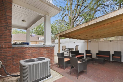 Tiny photo for 1615 W BEVERLY GLEN Parkway, Chicago, IL 60643 (MLS # 12753841)