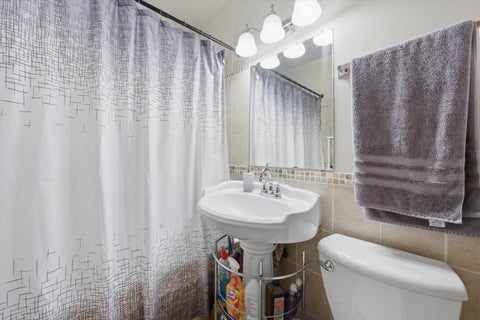 Tiny photo for 1615 W BEVERLY GLEN Parkway, Chicago, IL 60643 (MLS # 12753841)