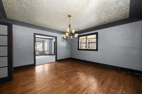 Tiny photo for 1012 5th Avenue S, Clinton, IA 52732 (MLS # 12699376)