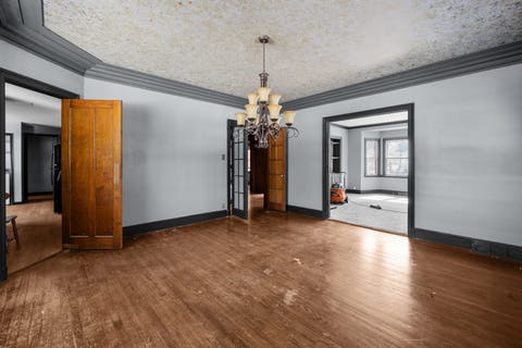 Tiny photo for 1012 5th Avenue S, Clinton, IA 52732 (MLS # 12699376)