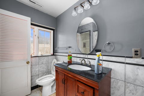 Tiny photo for 1012 5th Avenue S, Clinton, IA 52732 (MLS # 12699376)