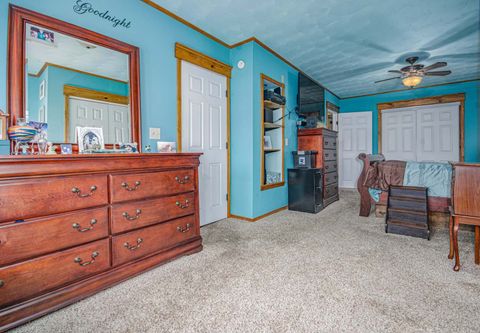 Tiny photo for 433 E Main Street, Salem, IL 62881 (MLS # 12580021)